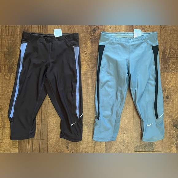 Nike fit dry Womens crop pants/bike shorts 2 pairs Sz small 4/6 FitDry - Picture 1 of 11